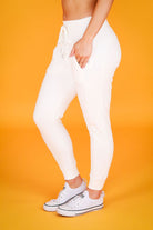 3rd Story Byron Jogger | White_Silvermaple Boutique