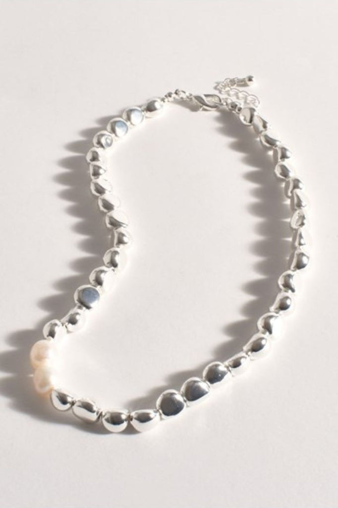 Adorne Cast Metal Pearl Panel Necklace | Silver Cream_Silvermaple Boutique