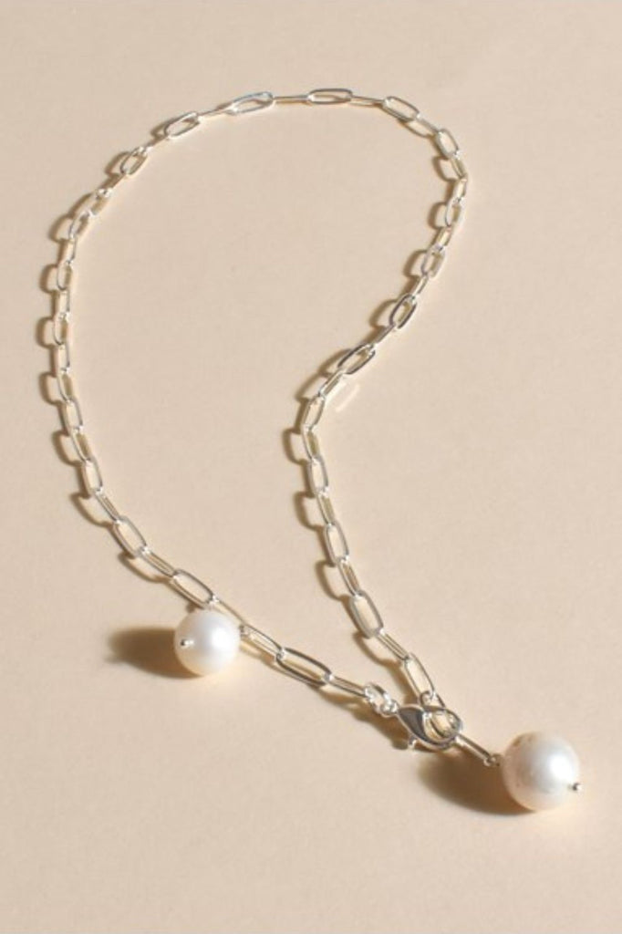 Adorne Dual Pearl Charm Necklace | Cream Silver_Silvermaple Boutique