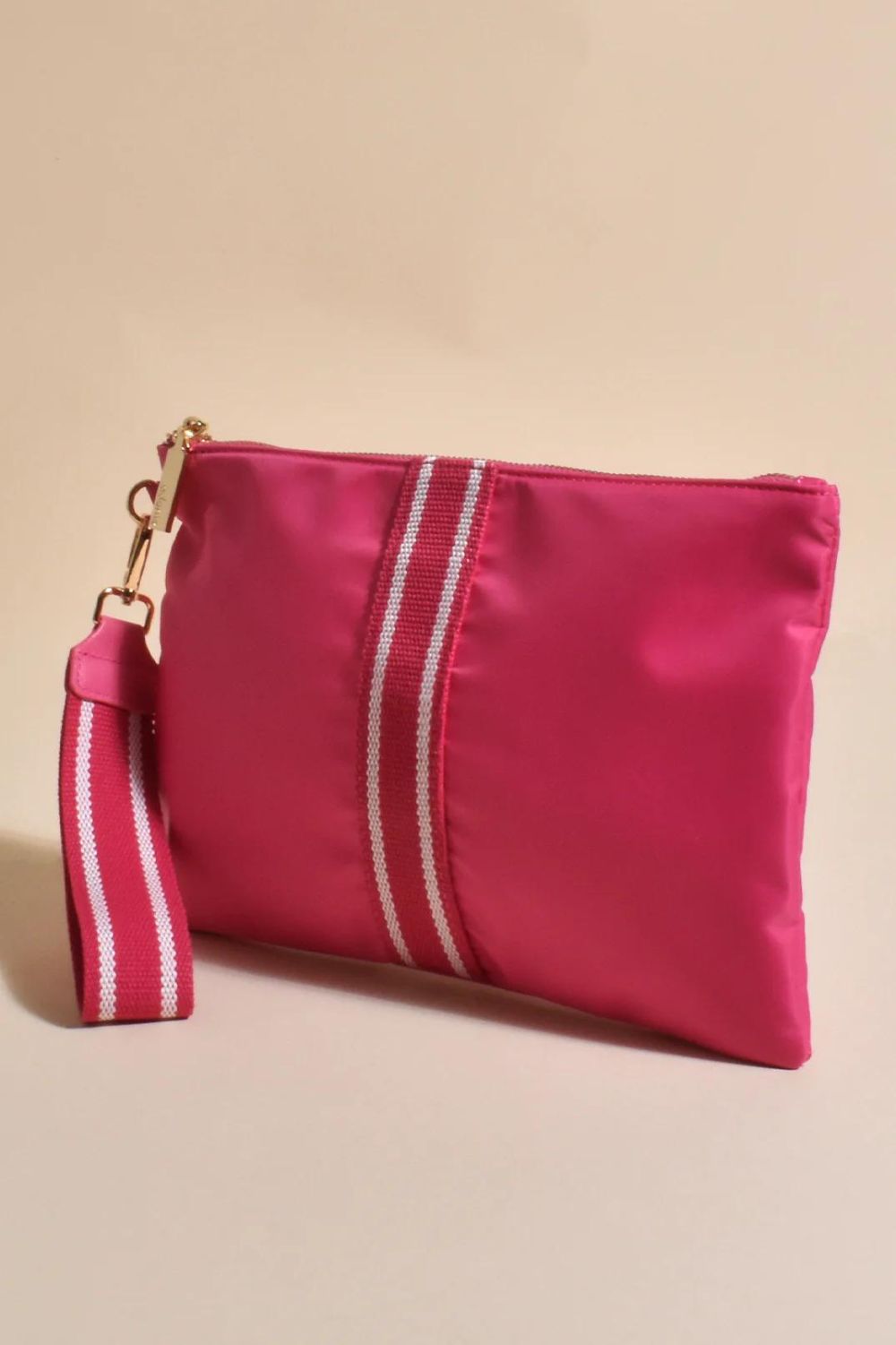 Adorne The Traveller Pouch | Fuchsia _Silvermaple Boutique