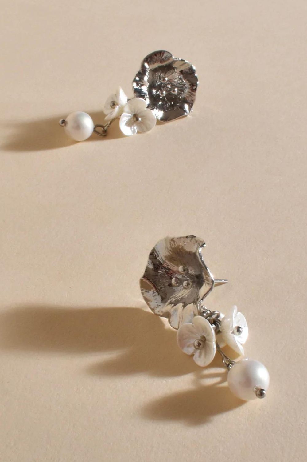 Adorne Pearl Floral Drop Earrings | Silver/Cream_Silvermaple Boutique