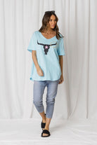 Fashion Express Avalon Steer V-Neck Tee | Arctic_Silvemaple Boutique