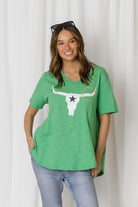 Fashion Express Avalon Steer V-Neck Tee | Green _Silvermaple Boutique