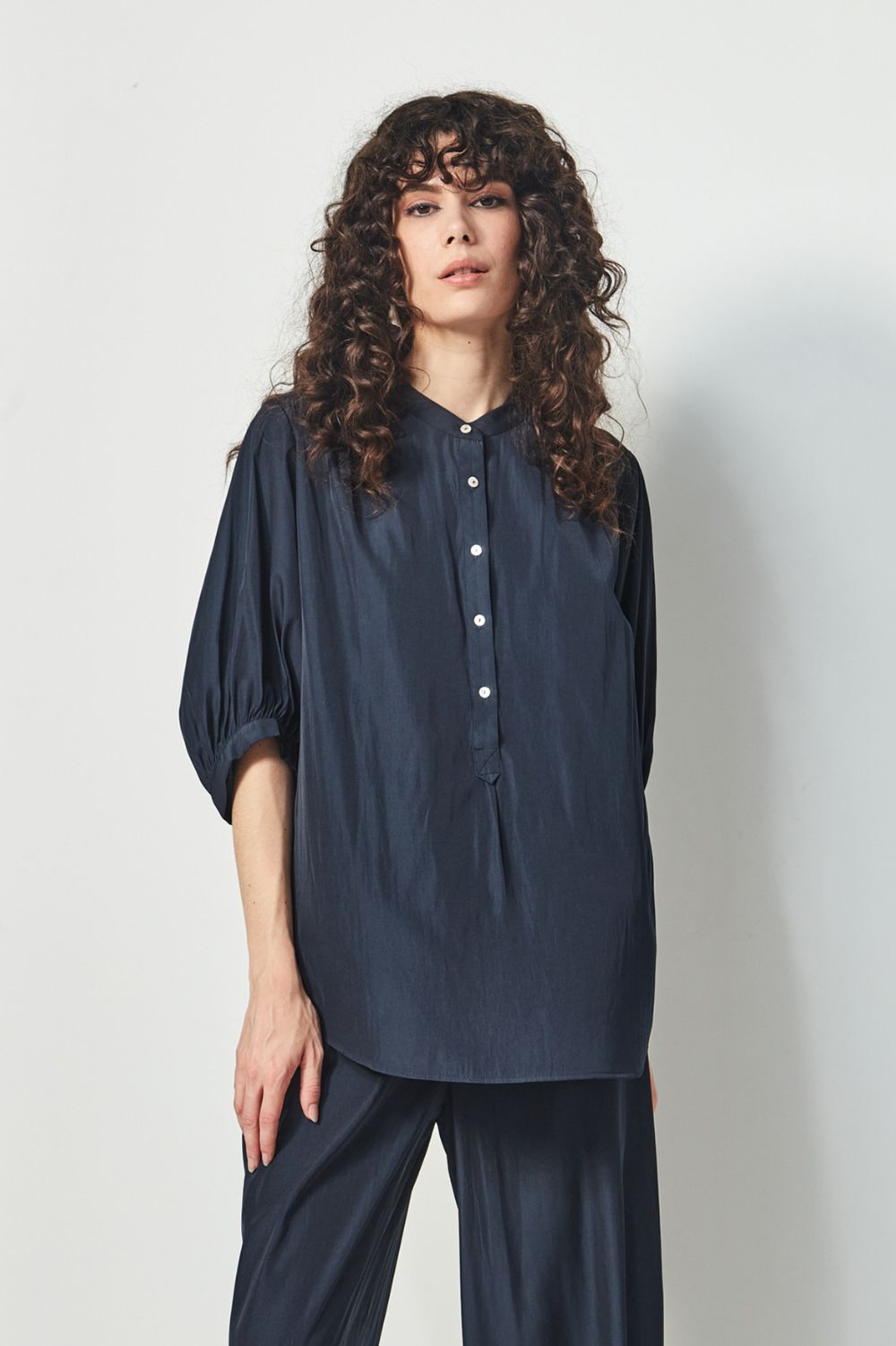 Glide By Verge Rotate Shirt | Midnight_Silvermaple Boutique