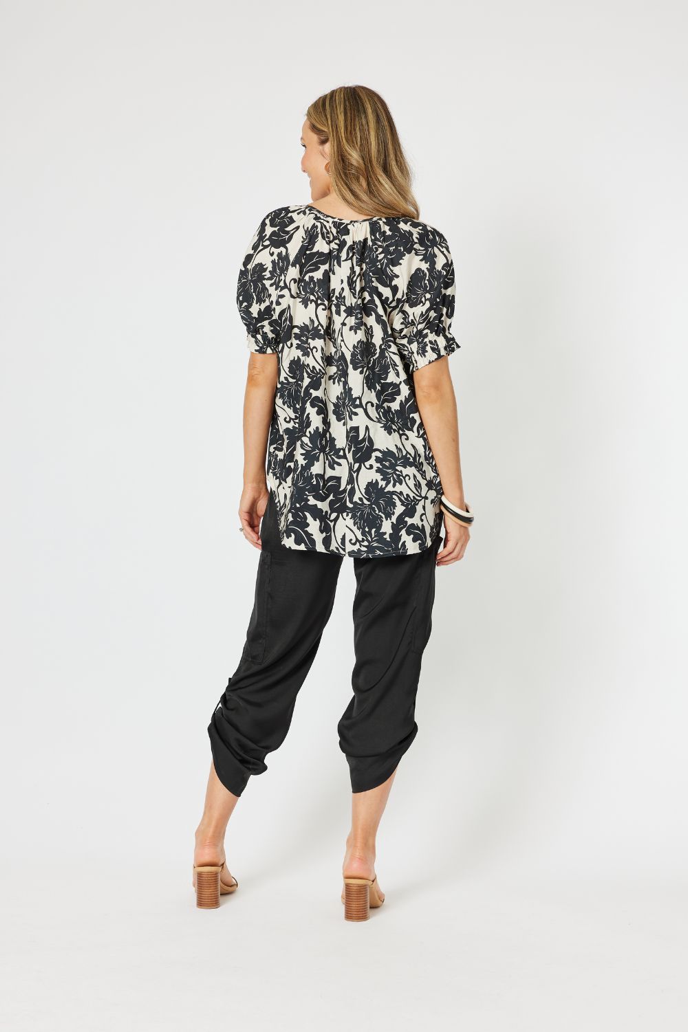 Hammock & Vine Ivy Top | Black_Silvermaple Boutique