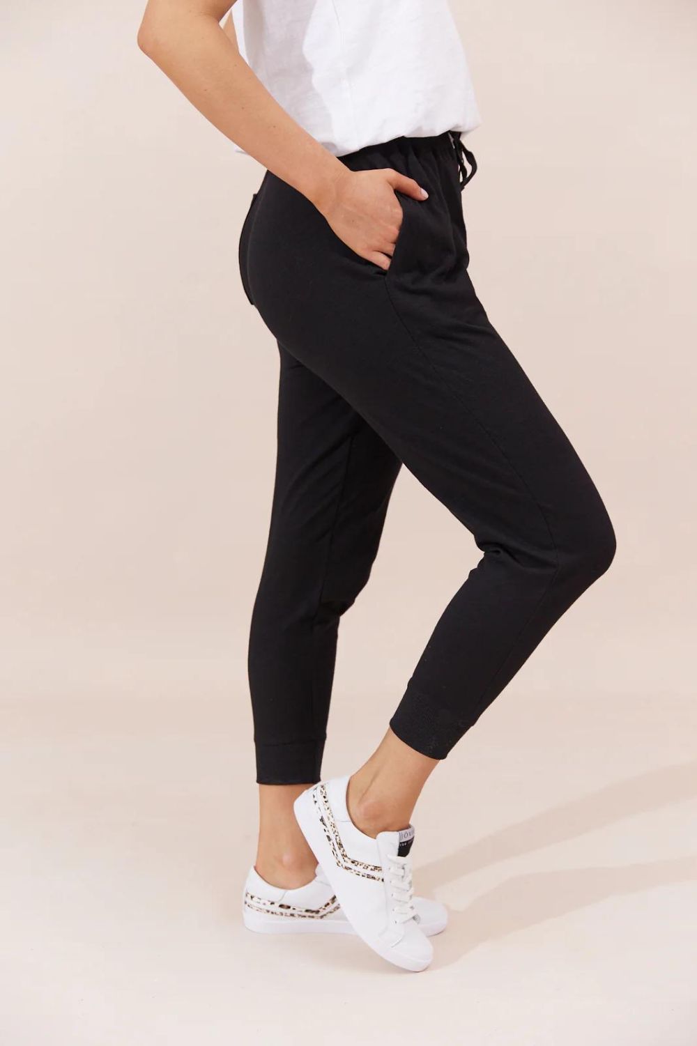 Jovie The Label Sorrento Pants | Black_Silvermaple Boutique