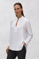 Mela Purdie Keyhole Shirt | White_Silvermaple Boutique