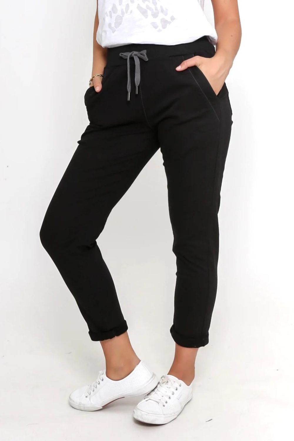 Monaco Jeans Riley Denim Jogger | Black_Silvermaple Boutique