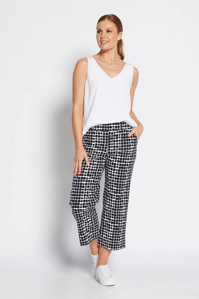 Philosophy Ticket 7/8 Culotte Pant | Black Stark_Silvermaple Boutique