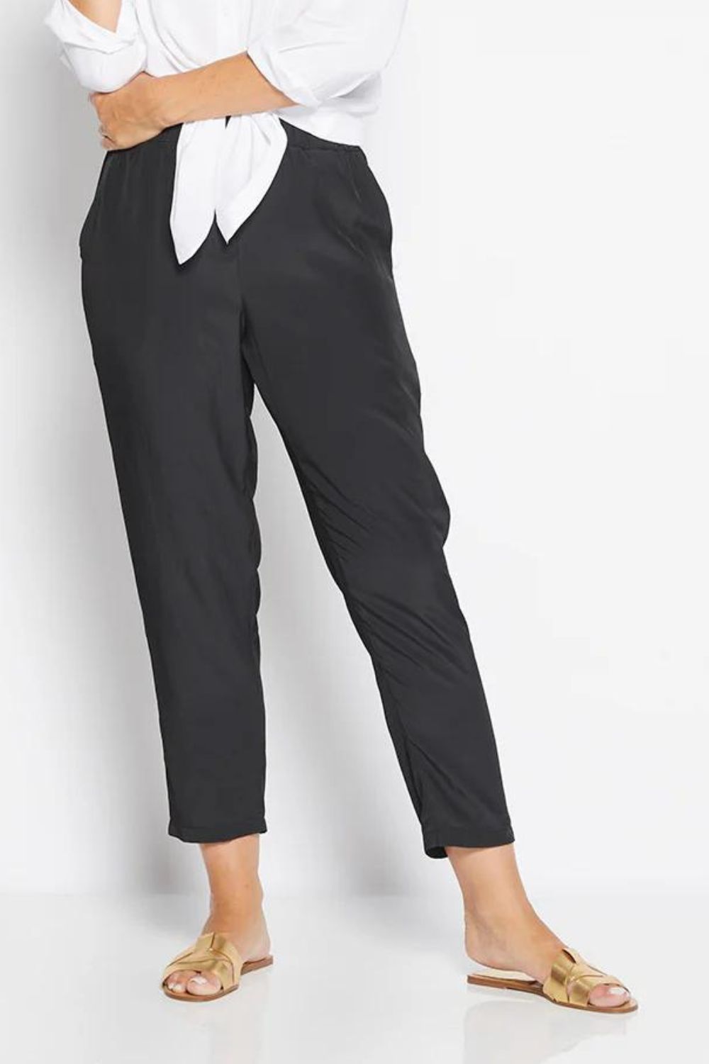 Philosophy Norah Slim Pant | Black_Silvermaple Boutique