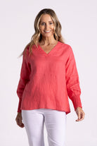 Silvermaple Collection Carrie Linen V-Neck Top | Melon