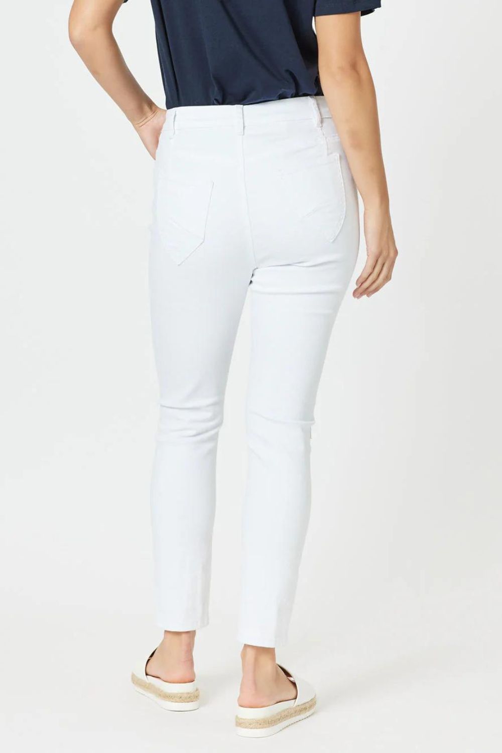 Threadz & Clarity Taylor Patch Jeans | White_Silvermaple Boutique