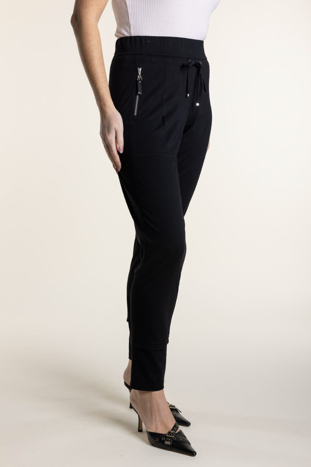 Two T's Ponte Panelled Legging | Black_Silvermaple Boutique