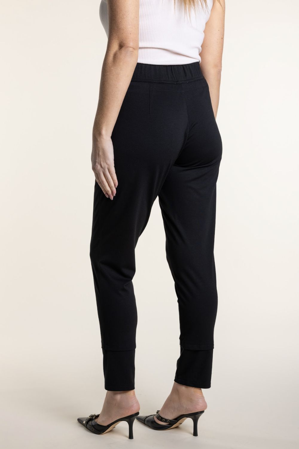 Two T's Ponte Panelled Legging | Black_Silvermaple Boutique