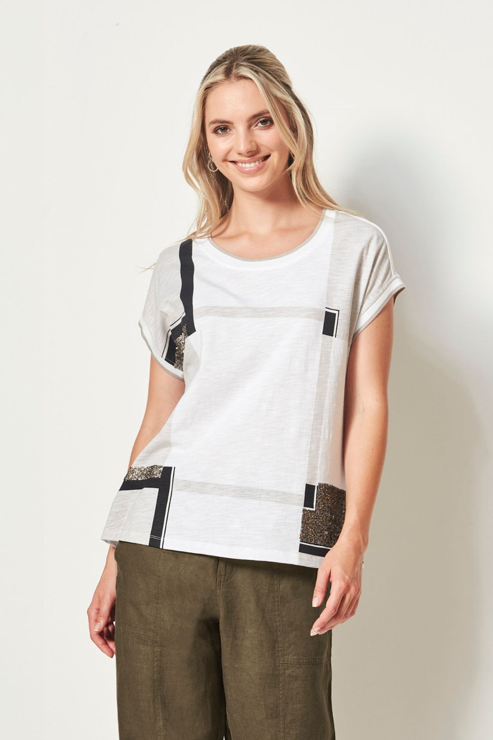 Verge Flux Top | White_Silvermaple Boutique