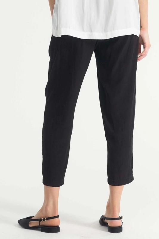 Mela Purdie Soft Capri Pant | Black | F67 1615_Silvermaple Boutique