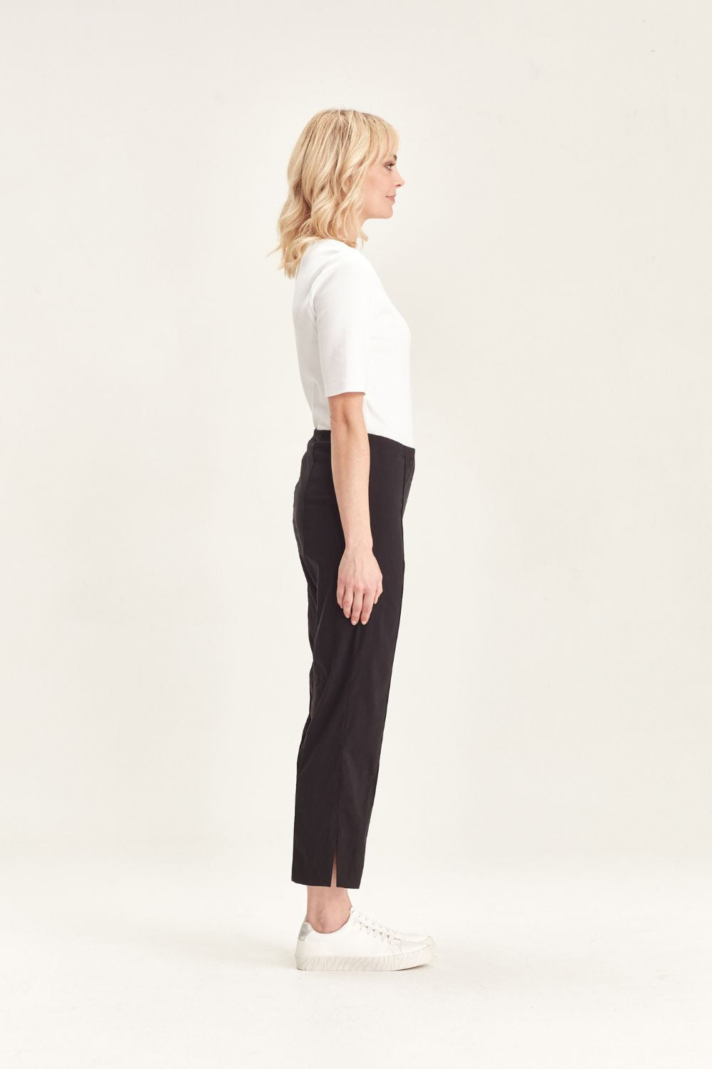 Verge Acrobat 7/8 Pant | Black_Silvermaple Boutique