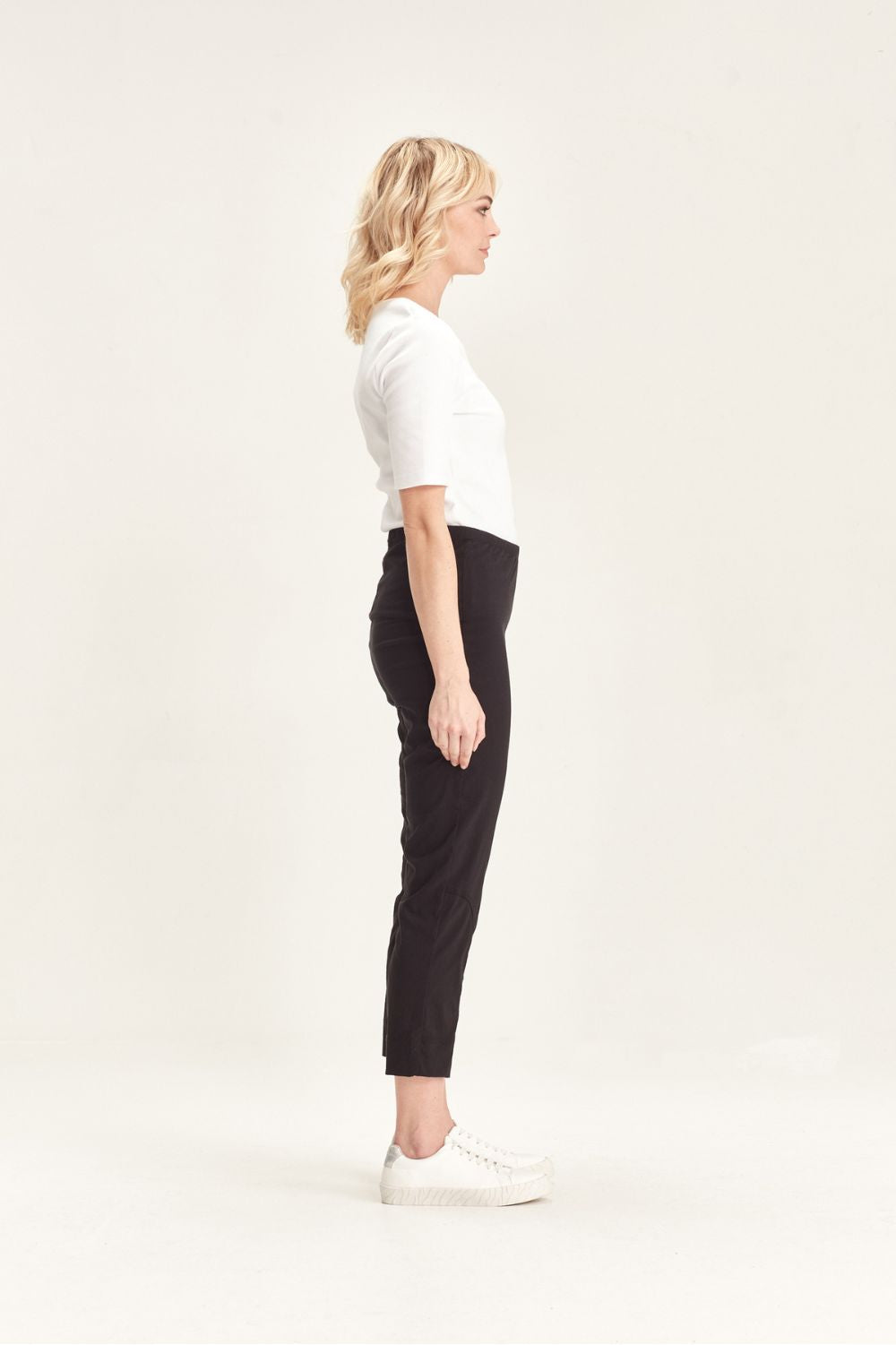 Verge Acrobat Eyelet Pant | Black_Silvermaple Boutique